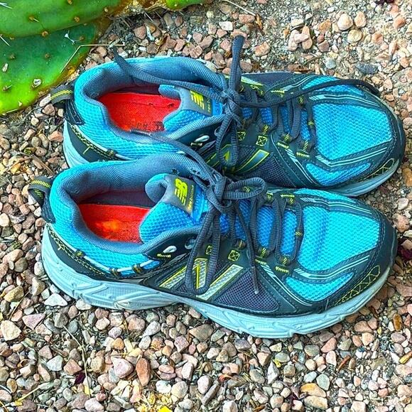 New Balance 510V2 Trail Running Shoes Women’s Size 7.5 Blue - Picture 1 of 3